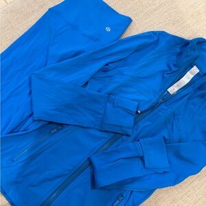 Lululemon Blue Jacket and Leggings Set